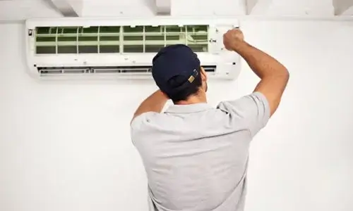 Air conditioning repair service