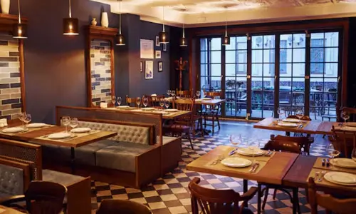 Restaurant & café